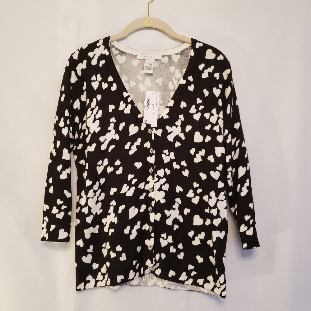 😍Grace Cashmere Black Top With Hearts😍